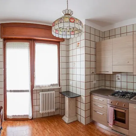 Bed & Breakfast House
